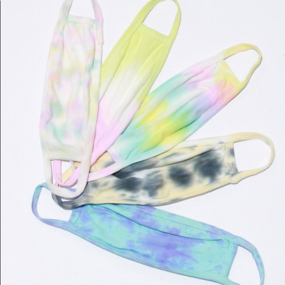 Adult Tie-dye Cotton Reusable Face Mask! - Picture 2 of 3